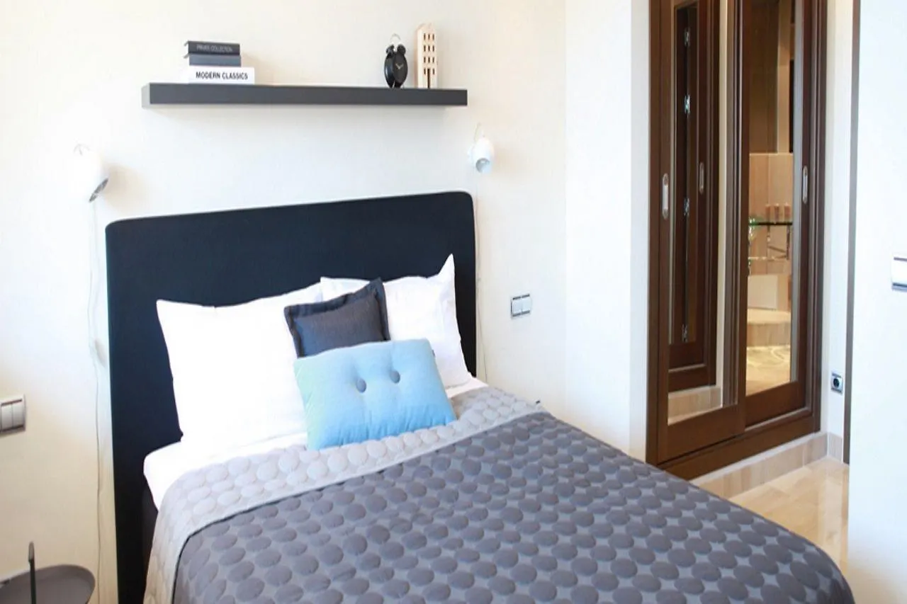 Bahia De La Plata Boutique Apartments Estepona